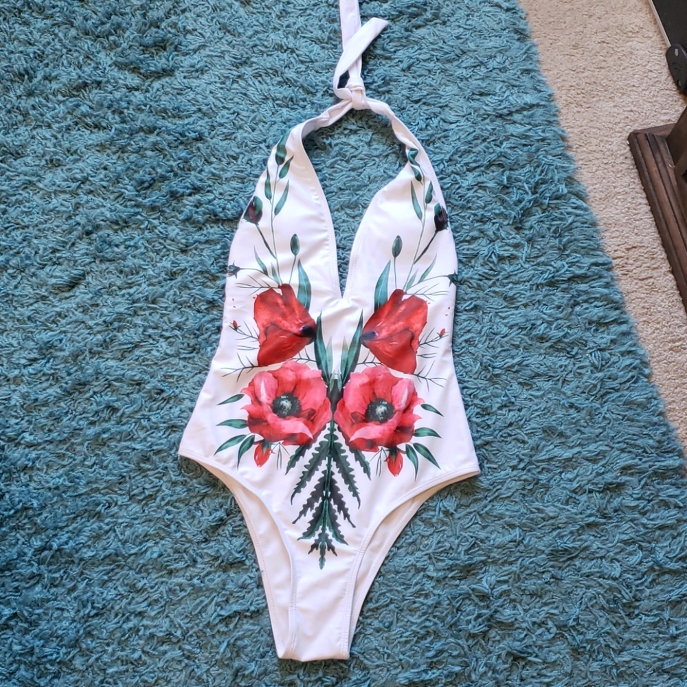 BRAND NEW One Piece Floral Swimsuit Sz S